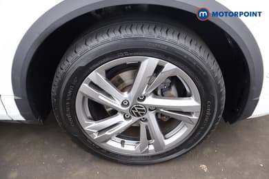 Volkswagen T-Roc R-Line Automatic Petrol SUV - Stock Number (1676595) - 4th supplementary image