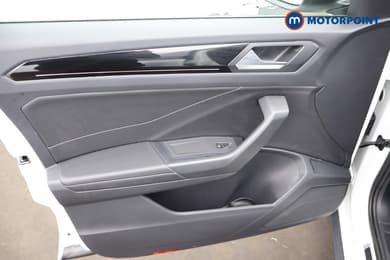 Volkswagen T-Roc R-Line Automatic Petrol SUV - Stock Number (1676595) - 30th supplementary image