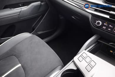 KIA Sportage Gt-Line Automatic Petrol-Electric Hybrid SUV - Stock Number (1677939) - 17th supplementary image