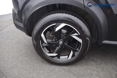 Nissan Juke N-Connecta Automatic Petrol SUV - Stock Number (1679813) - 14th supplementary image