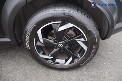 Nissan Juke N-Connecta Automatic Petrol SUV - Stock Number (1679813) - 18th supplementary image