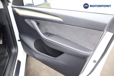 Tesla Model Y Long Range Automatic Electric SUV - Stock Number (1680282) - 17th supplementary image