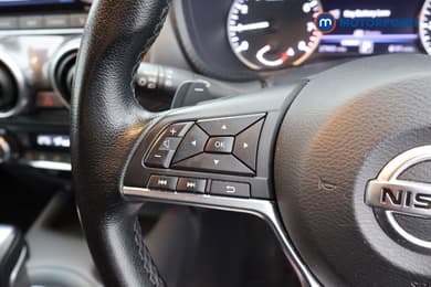 Nissan Juke Tekna Automatic Petrol SUV - Stock Number (1682935) - 6th supplementary image