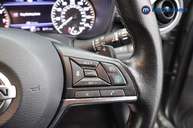 Nissan Juke Tekna Automatic Petrol SUV - Stock Number (1682935) - 7th supplementary image