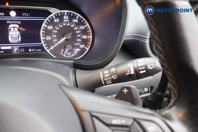 Nissan Juke Tekna Automatic Petrol SUV - Stock Number (1682935) - 9th supplementary image