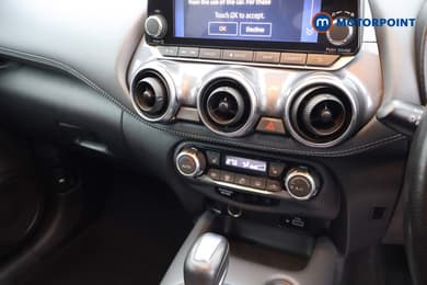 Nissan Juke Tekna Automatic Petrol SUV - Stock Number (1682935) - 12th supplementary image