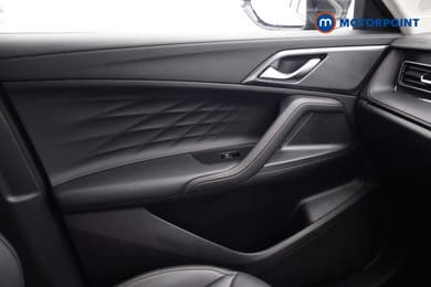 Mg Motor Uk HS Trophy Automatic Petrol-Electric Hybrid SUV - Stock Number (1682119) - 17th supplementary image