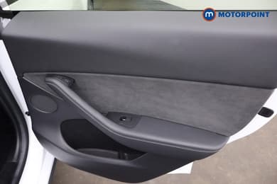 Tesla Model Y Long Range Automatic Electric SUV - Stock Number (1680286) - 21st supplementary image