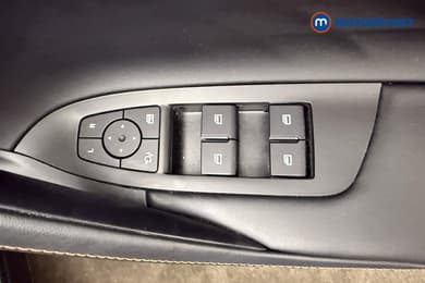 Mg Motor Uk HS Trophy Automatic Petrol-Electric Hybrid SUV - Stock Number (1683432) - 1st supplementary image