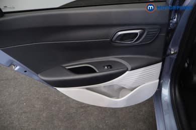 Hyundai I20 Tech Line Automatic Petrol Hatchback - Stock Number (1677451) - 35th supplementary image