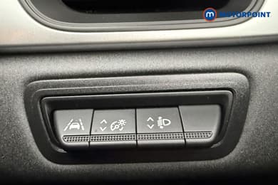 Renault Captur Iconic Manual Petrol SUV - Stock Number (1678396) - 17th supplementary image