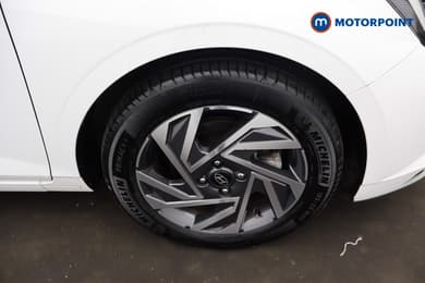 Hyundai I20 Advance Automatic Petrol Hatchback - Stock Number (1679224) - 4th supplementary image