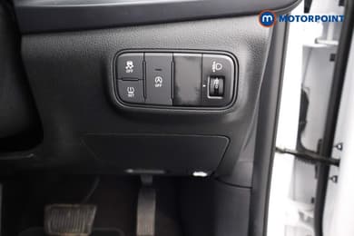 Hyundai I20 Advance Automatic Petrol Hatchback - Stock Number (1679224) - 18th supplementary image