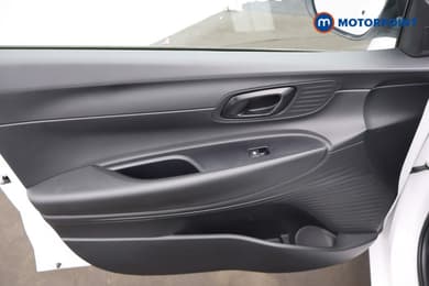 Hyundai I20 Advance Automatic Petrol Hatchback - Stock Number (1679224) - 27th supplementary image