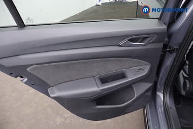 Volkswagen Golf Black Edition Automatic Petrol Hatchback - Stock Number (1681449) - 27th supplementary image