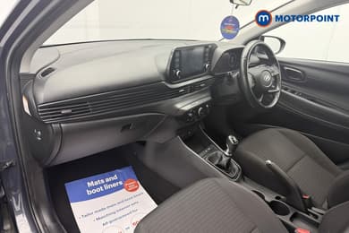 Hyundai I20 Se Connect Manual Petrol Hatchback - Stock Number (1680215) - 4th supplementary image