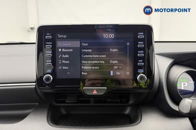 Toyota Yaris Design Automatic Petrol-Electric Hybrid Hatchback - Stock Number (1674481) - 4th supplementary image