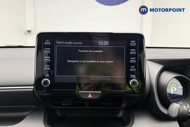 Toyota Yaris Design Automatic Petrol-Electric Hybrid Hatchback - Stock Number (1674481) - 7th supplementary image