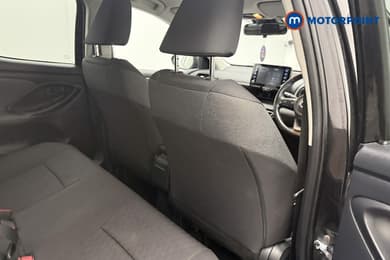 Toyota Yaris Design Automatic Petrol-Electric Hybrid Hatchback - Stock Number (1674481) - 20th supplementary image