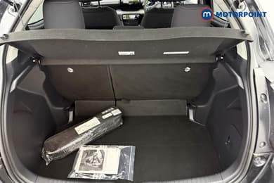 Toyota Yaris Design Automatic Petrol-Electric Hybrid Hatchback - Stock Number (1674481) - 24th supplementary image