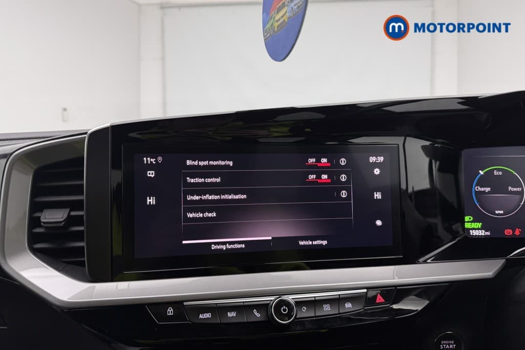 Vauxhall Mokka Ultimate Automatic Electric SUV - Stock Number (1681394) - 8th supplementary image
