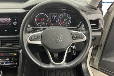 Volkswagen T-Cross SEL Automatic Petrol SUV - Stock Number (1670101) - 1st supplementary image