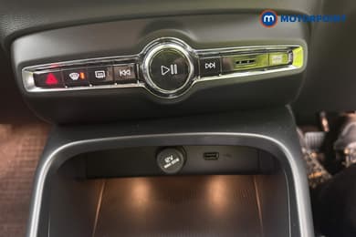 Volvo Xc40 Inscription Pro Automatic Petrol SUV - Stock Number (1671731) - 41st supplementary image