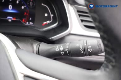 Renault Captur Se Edition Manual Petrol SUV - Stock Number (1685838) - 6th supplementary image