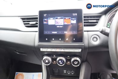 Renault Captur Se Edition Manual Petrol SUV - Stock Number (1685838) - 9th supplementary image