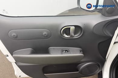 Hyundai Inster 02 Automatic Electric SUV - Stock Number (1686617) - 4th supplementary image