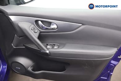 Nissan Qashqai Tekna Manual Petrol SUV - Stock Number (1668329) - 12th supplementary image