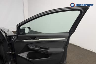 Volkswagen Golf Life Manual Petrol Hatchback - Stock Number (1682895) - 30th supplementary image