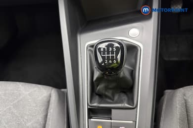 Volkswagen Golf Life Manual Petrol Hatchback - Stock Number (1682895) - 39th supplementary image