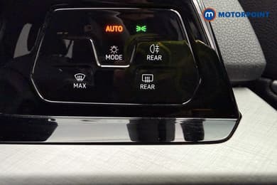 Volkswagen Golf Life Manual Petrol Hatchback - Stock Number (1685892) - 17th supplementary image