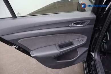 Volkswagen Golf Black Edition Automatic Petrol Hatchback - Stock Number (1685094) - 27th supplementary image