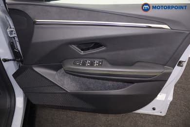 Renault Megane E-Tech Iconic Automatic Electric Hatchback - Stock Number (1686545) - 32nd supplementary image
