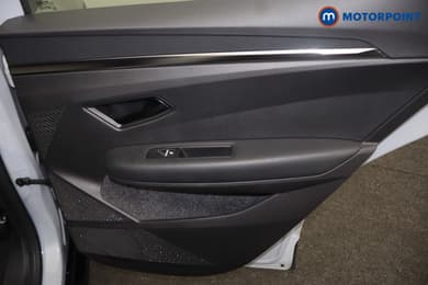 Renault Megane E-Tech Iconic Automatic Electric Hatchback - Stock Number (1686545) - 36th supplementary image