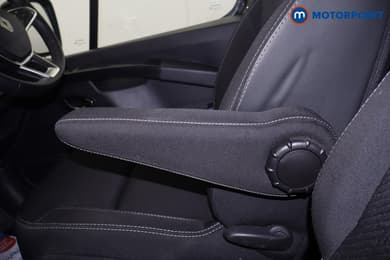 Renault Trafic Extra Sport Manual Diesel Panel Van - Stock Number (1687949) - 37th supplementary image