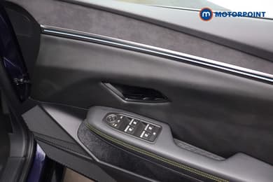Renault Megane E-Tech Iconic Automatic Electric Hatchback - Stock Number (1688247) - 19th supplementary image