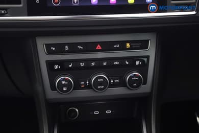 Seat Ateca Fr Black Edition Automatic Petrol SUV - Stock Number (1688880) - 5th supplementary image