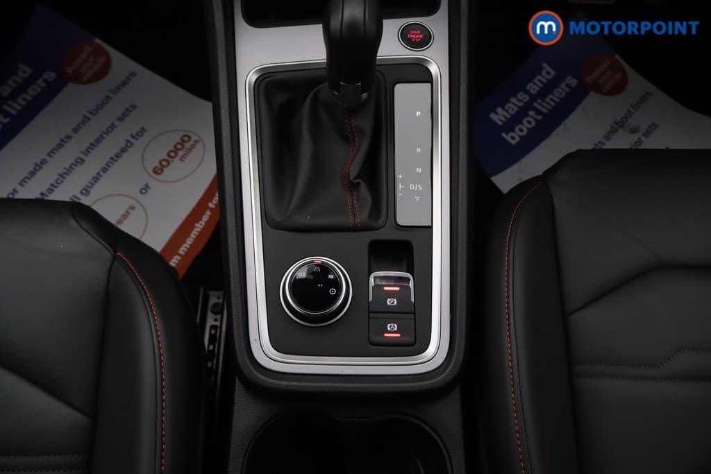 Seat Ateca Fr Black Edition Automatic Petrol SUV - Stock Number (1688880) - 8th supplementary image
