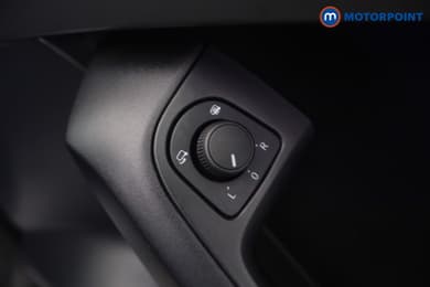 Seat Ateca Fr Black Edition Automatic Petrol SUV - Stock Number (1688880) - 22nd supplementary image
