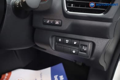 Nissan Leaf N-Connecta Automatic Electric Hatchback - Stock Number (1686551) - 15th supplementary image