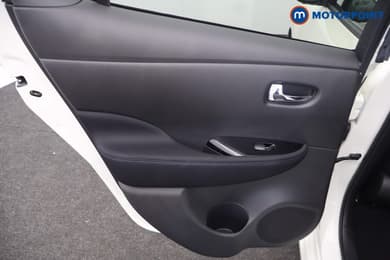 Nissan Leaf N-Connecta Automatic Electric Hatchback - Stock Number (1686551) - 33rd supplementary image