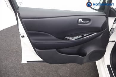 Nissan Leaf N-Connecta Automatic Electric Hatchback - Stock Number (1686551) - 38th supplementary image