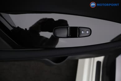 Nissan Leaf N-Connecta Automatic Electric Hatchback - Stock Number (1686551) - 40th supplementary image