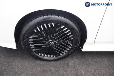 Nissan Leaf N-Connecta Automatic Electric Hatchback - Stock Number (1686551) - 42nd supplementary image