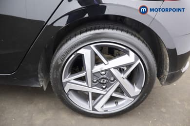 Hyundai I20 Tech Line Automatic Petrol Hatchback - Stock Number (1686703) - 33rd supplementary image
