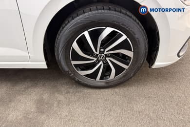Volkswagen Polo Life Manual Petrol Hatchback - Stock Number (1687389) - 22nd supplementary image