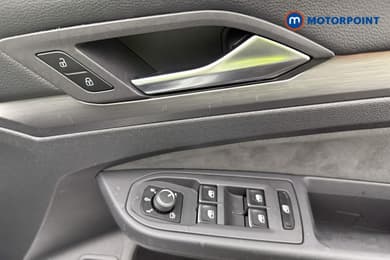 Volkswagen Golf Style Automatic Petrol Plug-In Hybrid Hatchback - Stock Number (1661784) - 30th supplementary image
